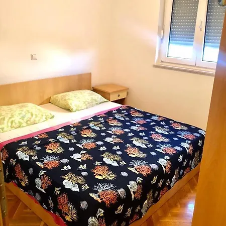 Apartment Sunny Paradise 2, Makarska - *